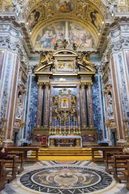 Rome, İtalya - 19 Mart 2018: İç Santa Maria Maggiore Bazilikası öyle bir Papalık büyük bazilika ve Roma'daki en büyük Marian Katolik Kilisesi