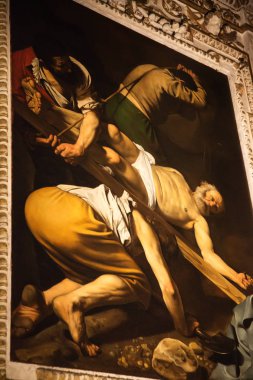 Rome, İtalya - 20 Mart 2018: Varsayım Caravaggio Cerasi Şapel Basilica of Santa Maria del Popolo tarafından Meryem Ana
