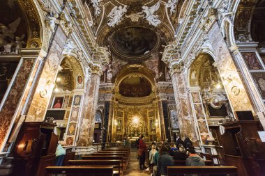 Rome, İtalya - 20 Mart 2018: İç zafer (Santa Maria della Vittoria Saint Mary Kilisesi)