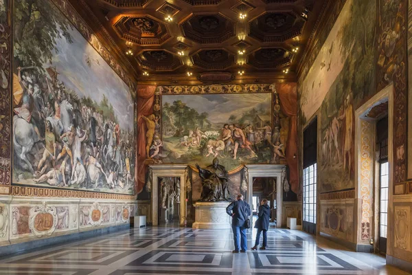 Интерьер Капитолийского музея в Риме, Италия — стоковое фото