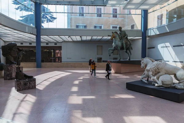 Cortile in vetro del Museo Capitolino di Roma — Foto Stock