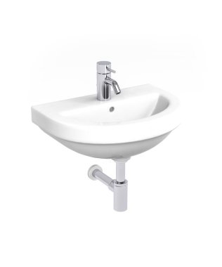 Musluk, hortum ve atık dolu beyaz lavabo beyaz renge izole edildi.