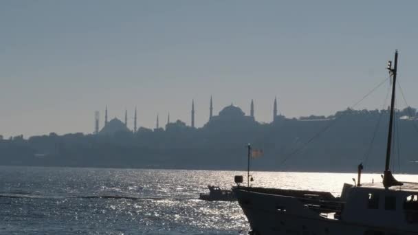 Vackra blå moskén Silhuette. Istanbul, Turkiet. 4k. — Stockvideo