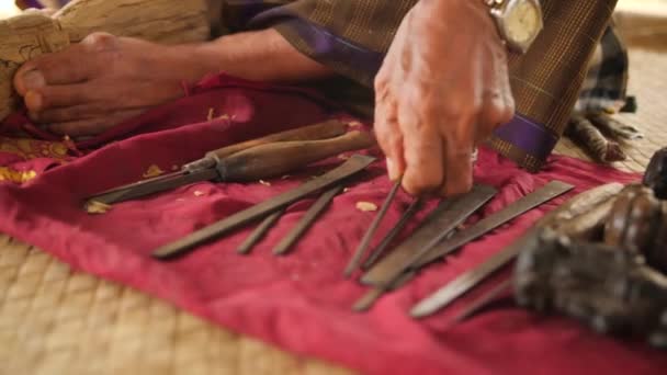 Woodcarver Doing Carving Sharp Tools Wooden Workpiece Traditional Balinese Statuette — Stock Video