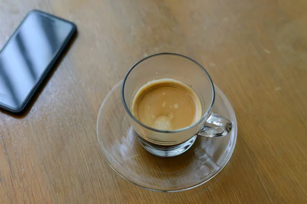 Schwarzer Kaffee Glas Auf Holztisch Zur Erfrischung Morgen — Stockfoto