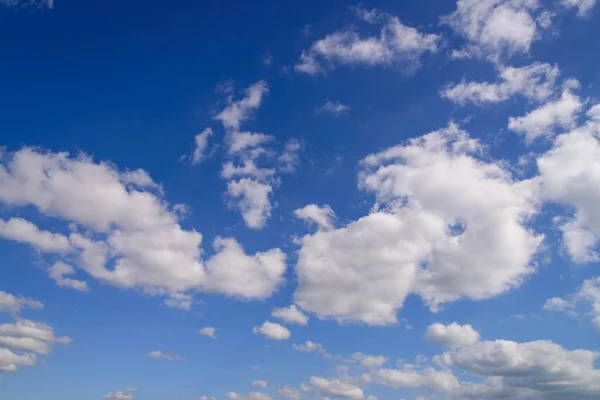 Nubes Con Fondo Cielo Azul —  Fotos de Stock