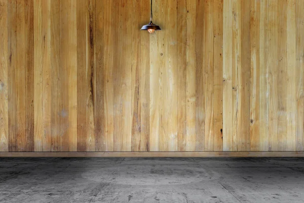 Habitación vacía - pared de madera con lámpara y suelo laminado. Usuario de fondo —  Fotos de Stock