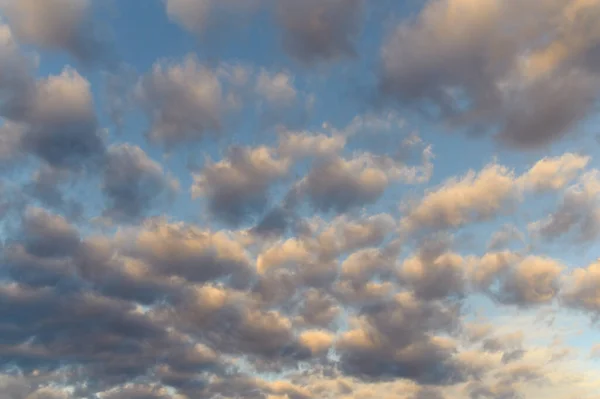 Landschap Van Prachtige Wolken Met Blauwe Lucht Achtergrond — Stockfoto