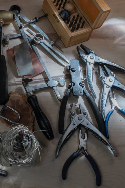 Kuyumcularda ve el sanatlarında kullanılan araçlar