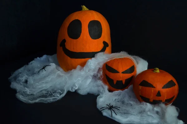 Glad Halloween Pumpa Nätet Med Spindlar — Stockfoto