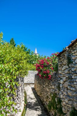 Saint-Miter-les-Remparts, Occitanie bölgesinde ortaçağ köyü Bouches-du-Rhne.