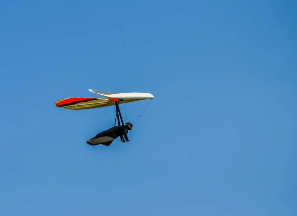 Hang Glider Витає Блакитному Небі Франції — стокове фото