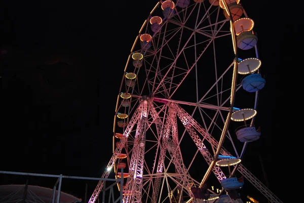 Ruota Panoramica Una Fiera Divertente — Foto Stock