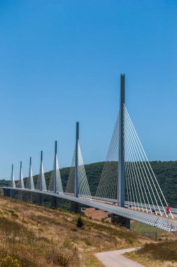 Aveyron 'daki asma köprü