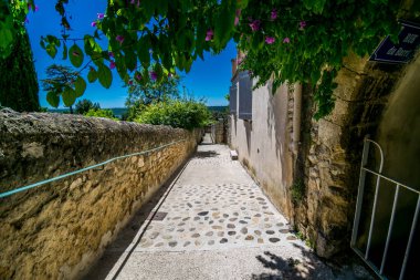 Saint-Miter-les-Remparts, Occitanie bölgesinde ortaçağ köyü Bouches-du-Rhne.