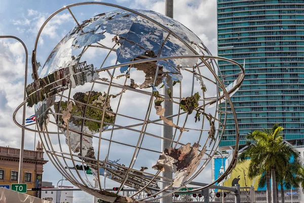 Miami Florida Usa Aprile 2014 World Globe Nel Centro Miami — Foto Stock