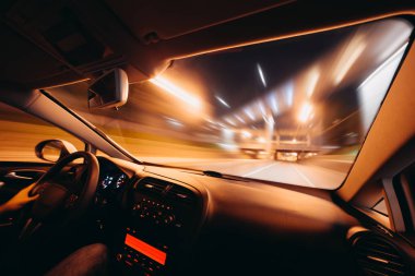 Araba hız sürücü gece city de yol