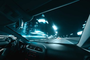 Araba hız sürücü gece city de yol