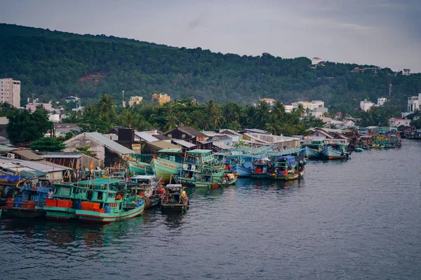 Phu Quoc Vietnam Diciembre 2018 Barcos Pesca Río Ciudad Duong — Foto de Stock