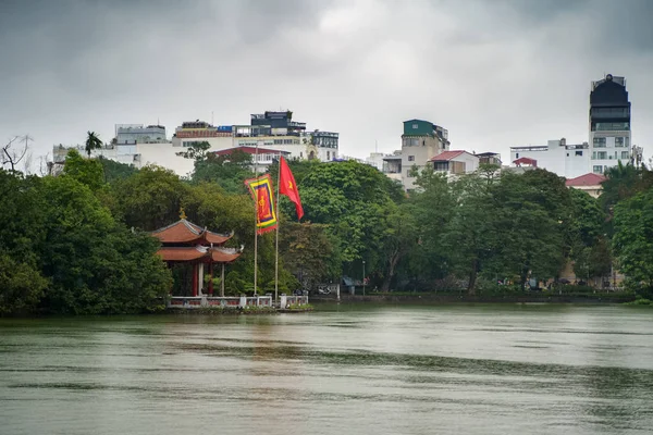 Templo Ngoc Son Ciudad Vieja Hanoi Vietnam Paisaje Urbano Día — Foto de Stock