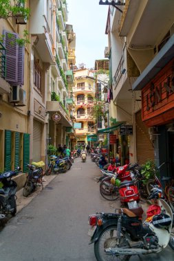 Hanoi, Vietnam - 16 Aralık 2018: Hanoi mimari şehir merkezi eski şehir bölgesi gündüz