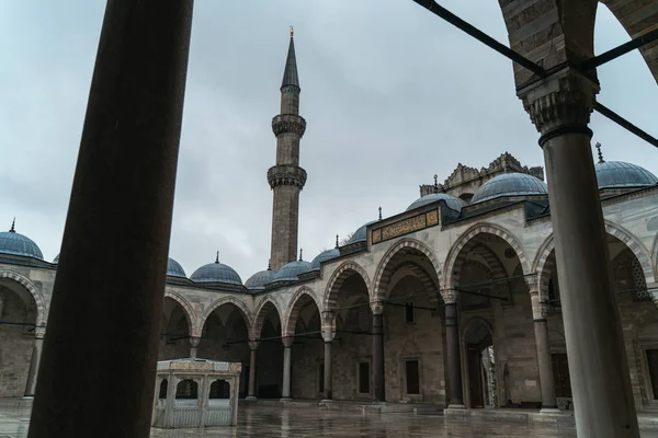 Sulejmanova mešita v Istanbulu, Turecko na deštivý den — Stock fotografie