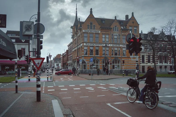 Haarlem Niederlande März 2020 Menschen Gehen Der Altstadt Von Haarlem — Stockfoto