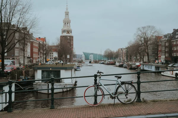 Amsterdam Stadtkanal Altstadt Niederlande Holland — Stockfoto