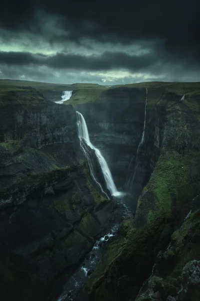 Cascada Granni Junto Haifoss Sur Islandia Atardecer Hermoso Paisaje Natural — Foto de Stock