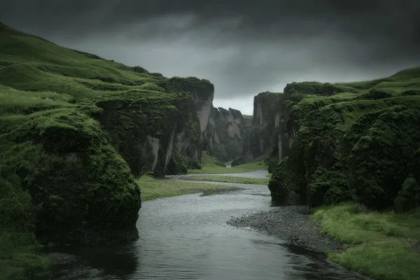 Canyon Fjadrargljufur Paisaje Del Valle Sur Islandia Destino Turístico Famoso — Foto de Stock