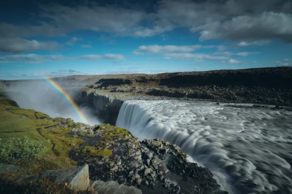 Regnbåge Vid Dettifoss Vattenfall Nordöstra Island Vacker Natur Islandskap Lång — Stockfoto