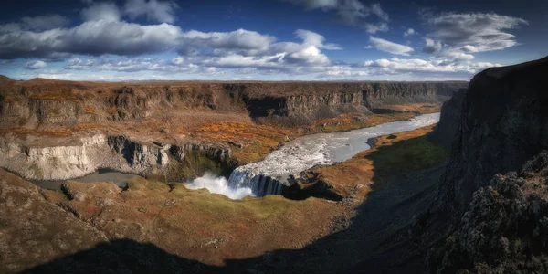 Hafragilsfoss Vattenfall Nordöstra Island Vacker Natur Islandskap Solig Dag Panorama — Stockfoto