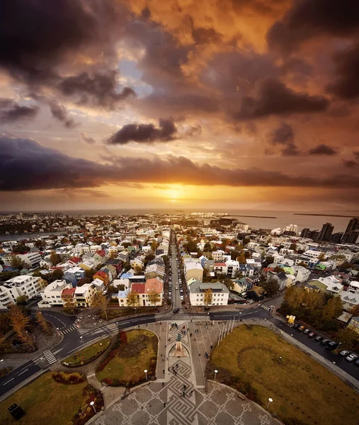 Vista Aerea Panoramica Della Città Reykjavik Tramonto Islanda Paesaggio Urbano — Foto Stock