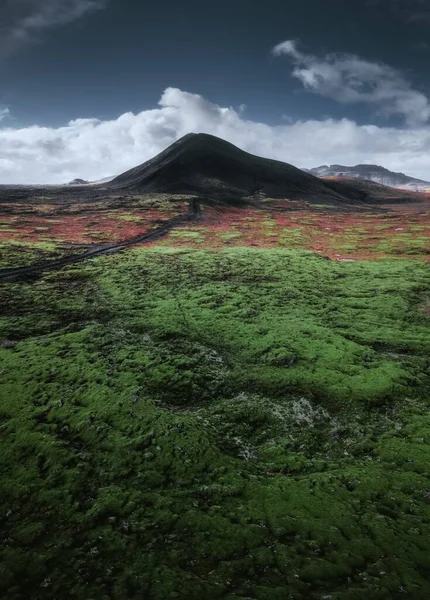 Island Naturlandschaft Luftaufnahme Von Der Drohne Aus Vulkanisches Grünes Mooslavafeld — Stockfoto