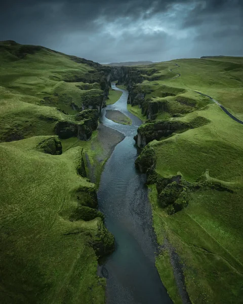 从空中俯瞰冰岛南部的Fjadrargljufur峡谷 冰岛的自然景观 — 图库照片