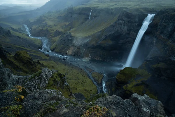 Wodospad Haifoss Południowej Islandii Zmierzchu Piękna Przyroda Dramatyczny Krajobraz Nastroju — Zdjęcie stockowe