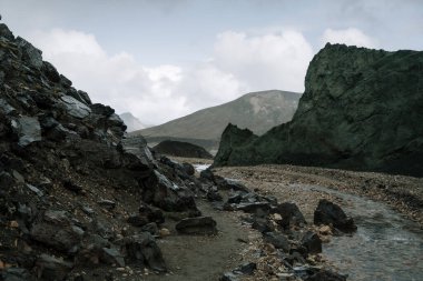 Fjallabak 'taki Landmannalaugar doğal rezervi, Güney İzlanda. Güzel doğa manzarası