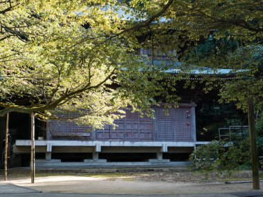 Shikokuchuo, Ehime Bölgesi, Japonya - 12 Nisan 2018 Sankakuji 'de, Shikoku hacının 65 numaralı tapınağı