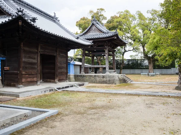 Mitoyo, Kagawa Bölgesi, Japonya - 13 Nisan 2018: Shikoku hac yolculuğunun 70 numaralı tapınağı Motoyamaji 'de