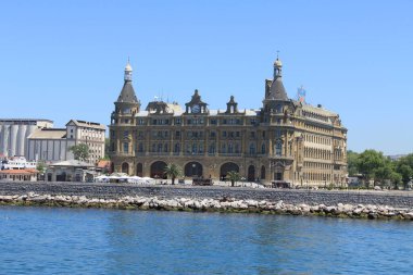 Kadky Haydarpaa Tren İstasyonu, uzaktan görüş