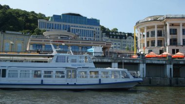 Motorlu gemi, Dnepr Nehri