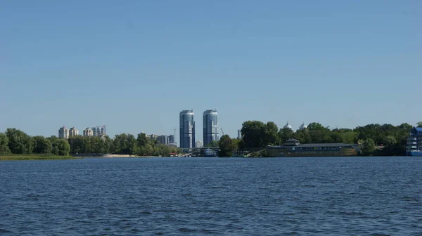 乌克兰基辅第聂伯河的堤岸 — 图库照片