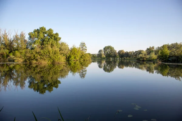 Hermoso Paisaje Del Lago Savica Cerca Planta Calefacción Zagreb Utilizado — Foto de Stock