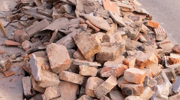Zagreb Croacia Mayo 2020 Montón Escombros Ladrillos Rotos Muros Construcción — Foto de Stock