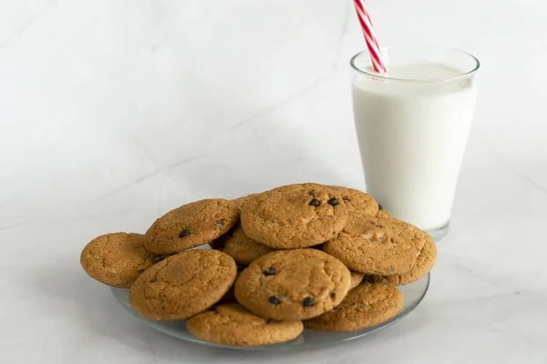 Milk Glass Straw Next Oatmeal Cookies Chocolate Chips Christmas Drinks — Stock Photo, Image