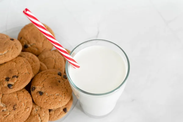 Milk Glass Straw Next Oatmeal Cookies Chocolate Chips Close Christmas — Stock Photo, Image