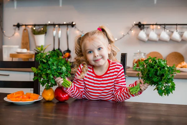 Little Blond Girl Ingredients Cooking Modern Stylish Kitchen Cute Mother — Stock Photo, Image