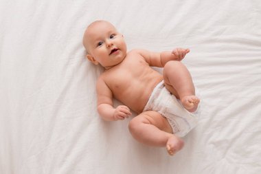 Sevimli küçük erkek çocuk portresi 