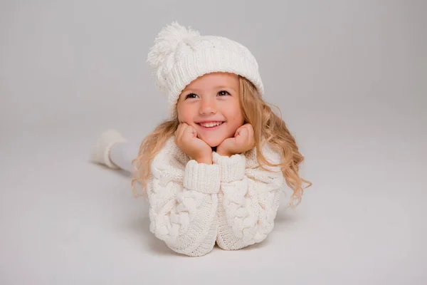 Menina Camisola Branca — Fotografia de Stock