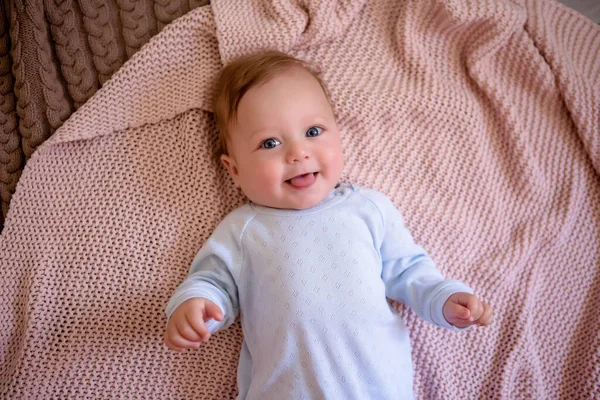 Lindo Pequeño Retrato Bebé —  Fotos de Stock